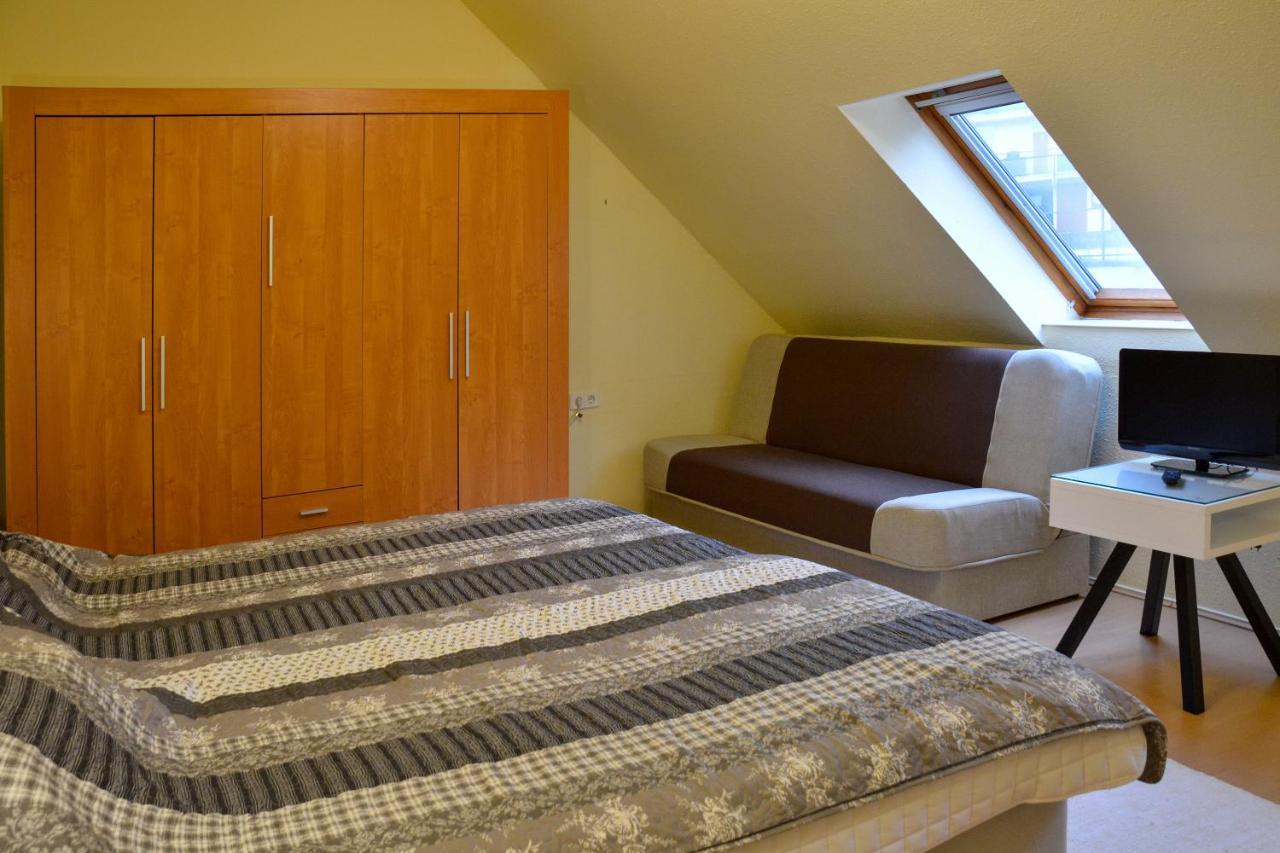 Afrodite Apartmanhaz 埃格尔 外观 照片